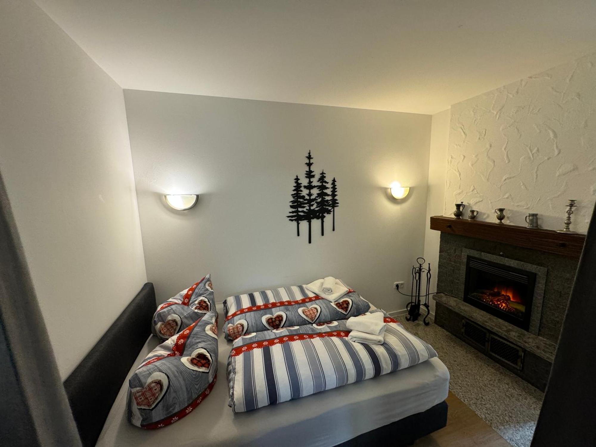 Ferienhaus Frei 4 Compact Hinterzarten Exteriör bild